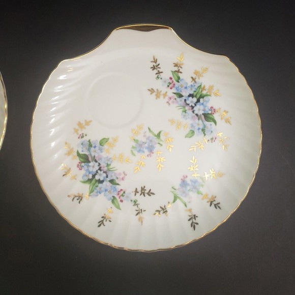 Set of 4 Crown Royal Japan Blue Flower Vintage Snack Plates with Gold edge Shell - Picture 2 of 4